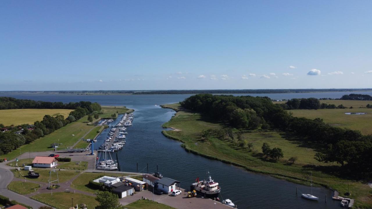 Reetferienhaus - Schaprode Hafen Zewnętrze zdjęcie